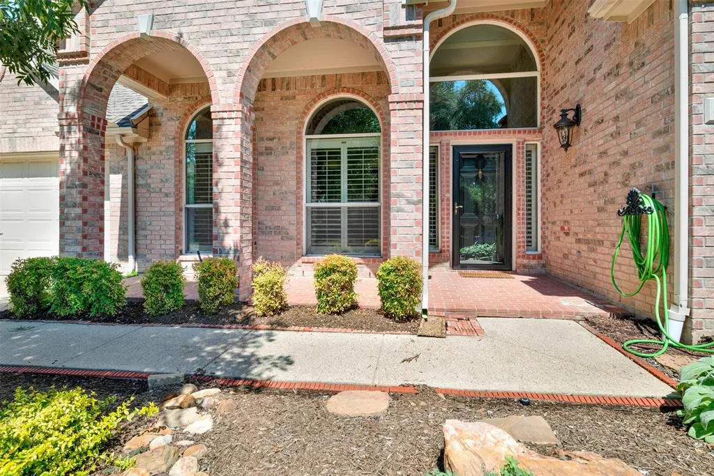 812 Buckhill Drive