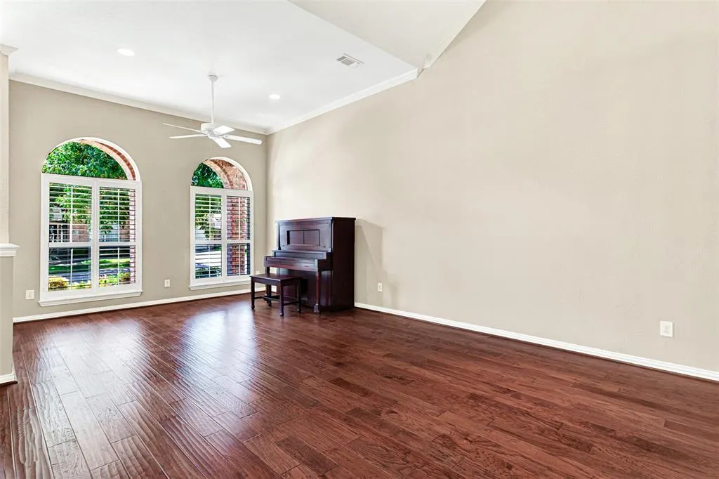 812 Buckhill Drive