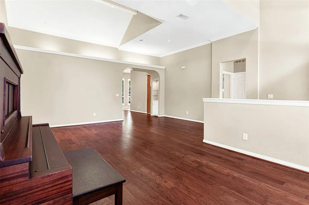 812 Buckhill Drive