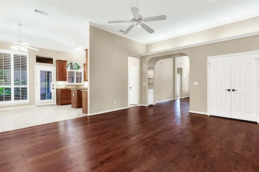 812 Buckhill Drive