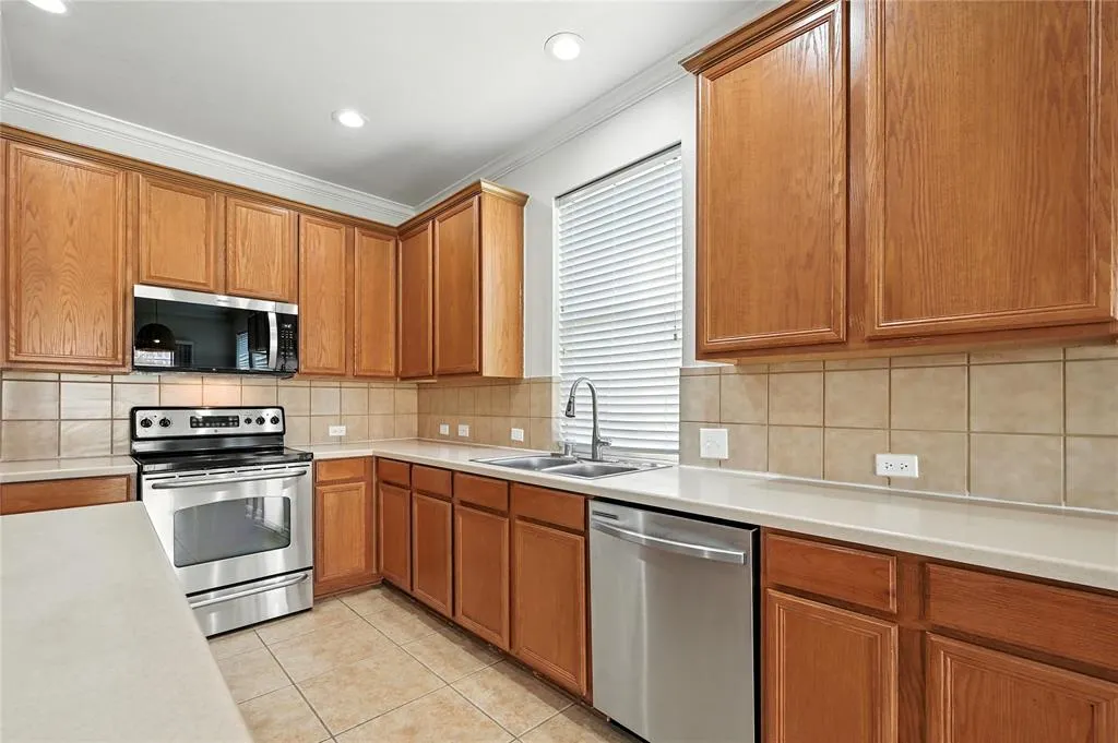 3401 Timber Ridge Trail
