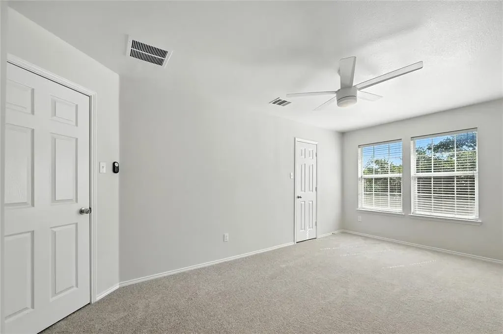 3401 Timber Ridge Trail