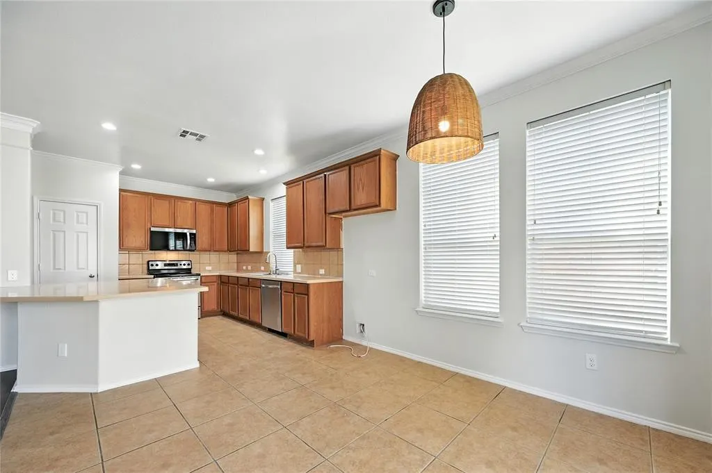 3401 Timber Ridge Trail