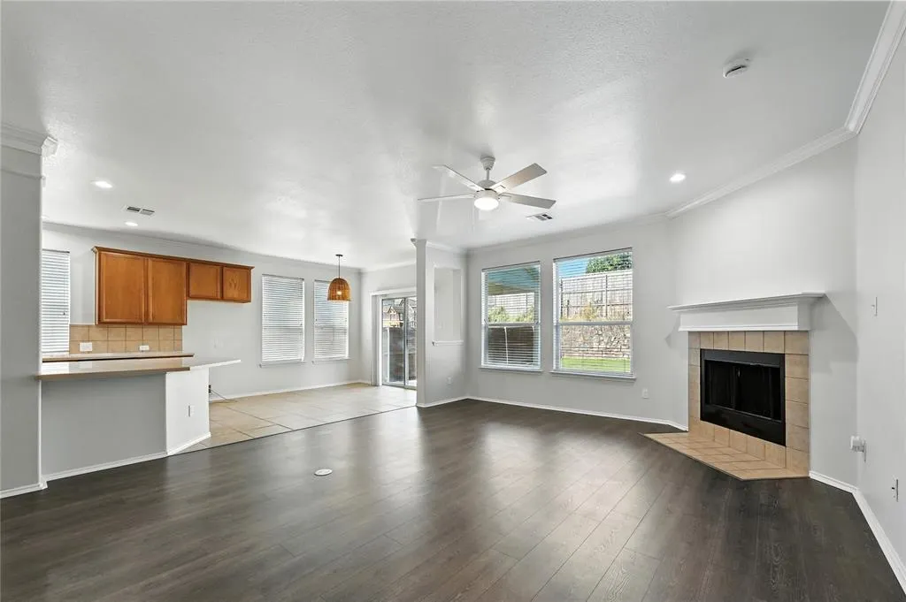 3401 Timber Ridge Trail