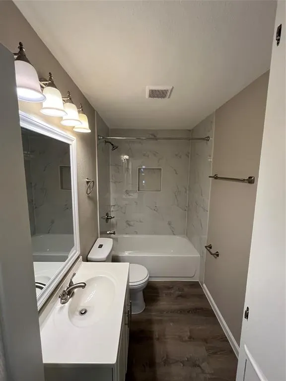 705 Ivywood Drive