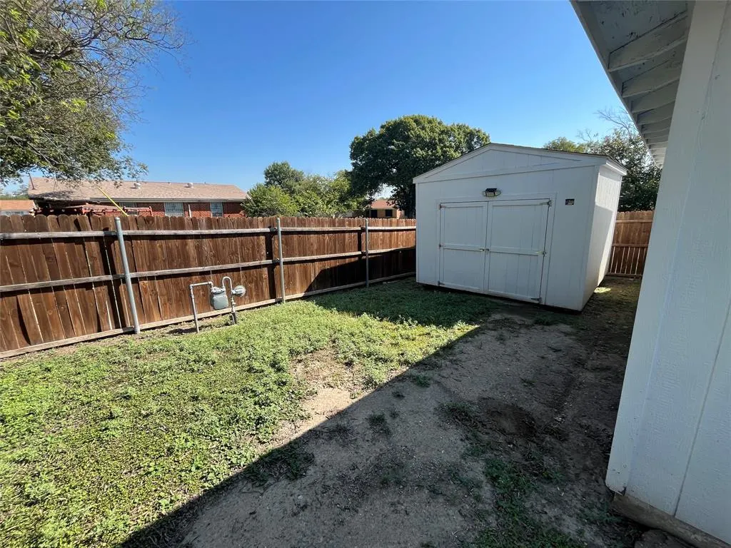 705 Ivywood Drive