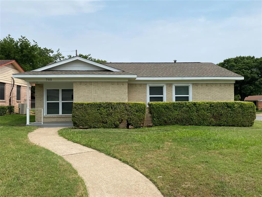 705 Ivywood Drive