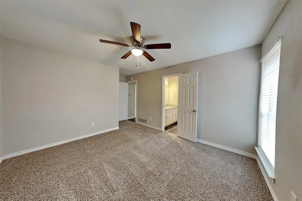 3312 Robin Road