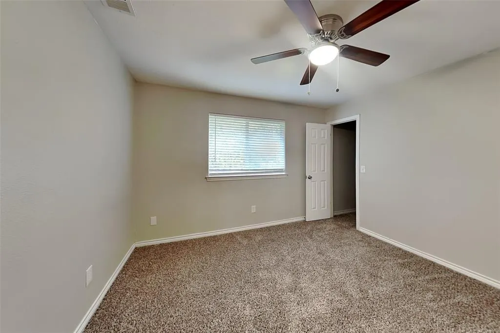 3312 Robin Road