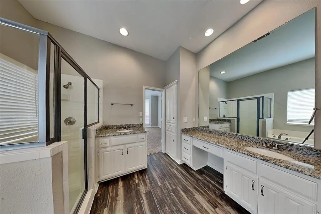 3312 Robin Road