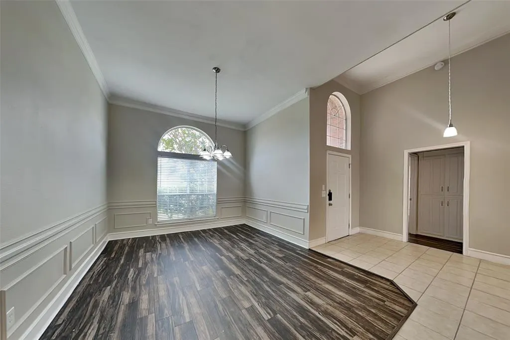 3312 Robin Road