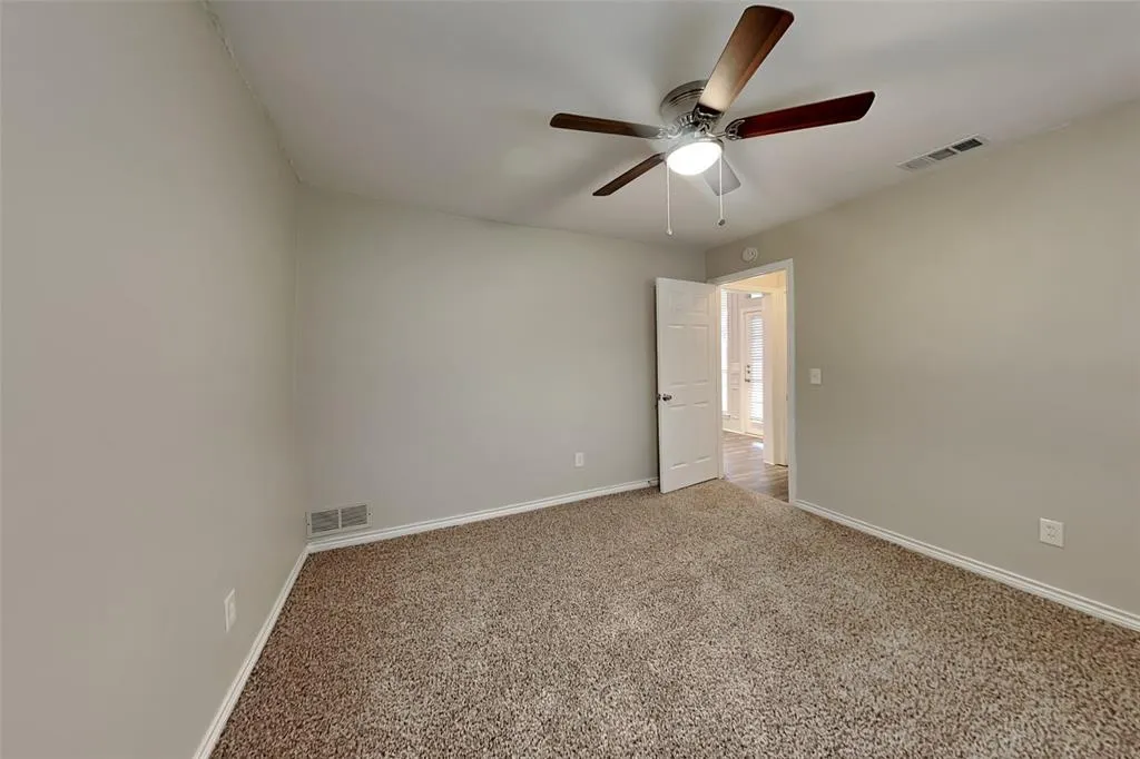 3312 Robin Road