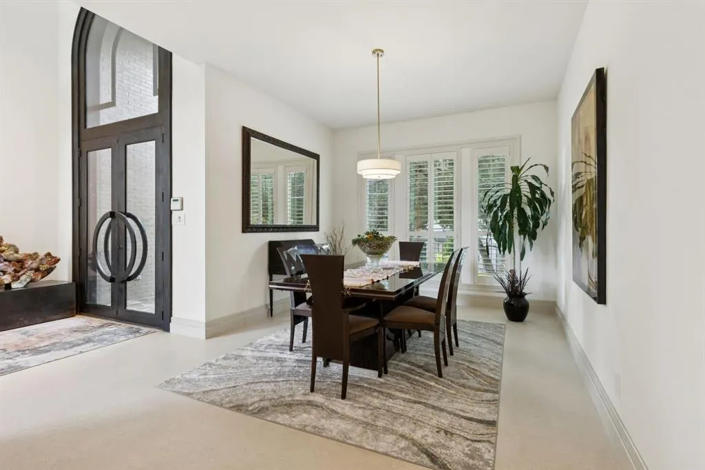 17704 Cedar Creek Canyon Drive