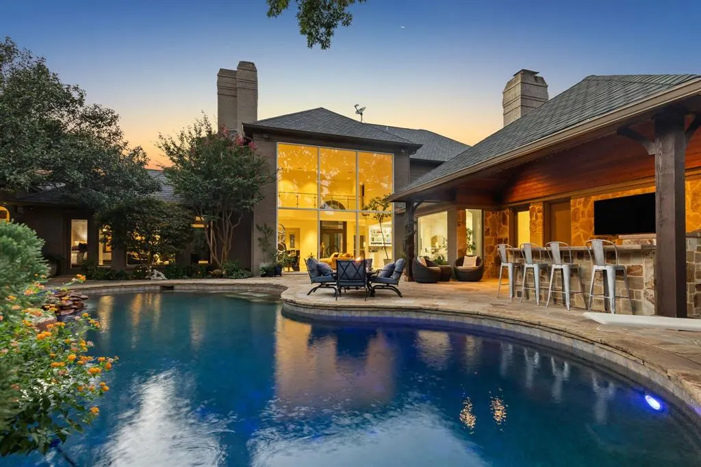 17704 Cedar Creek Canyon Drive