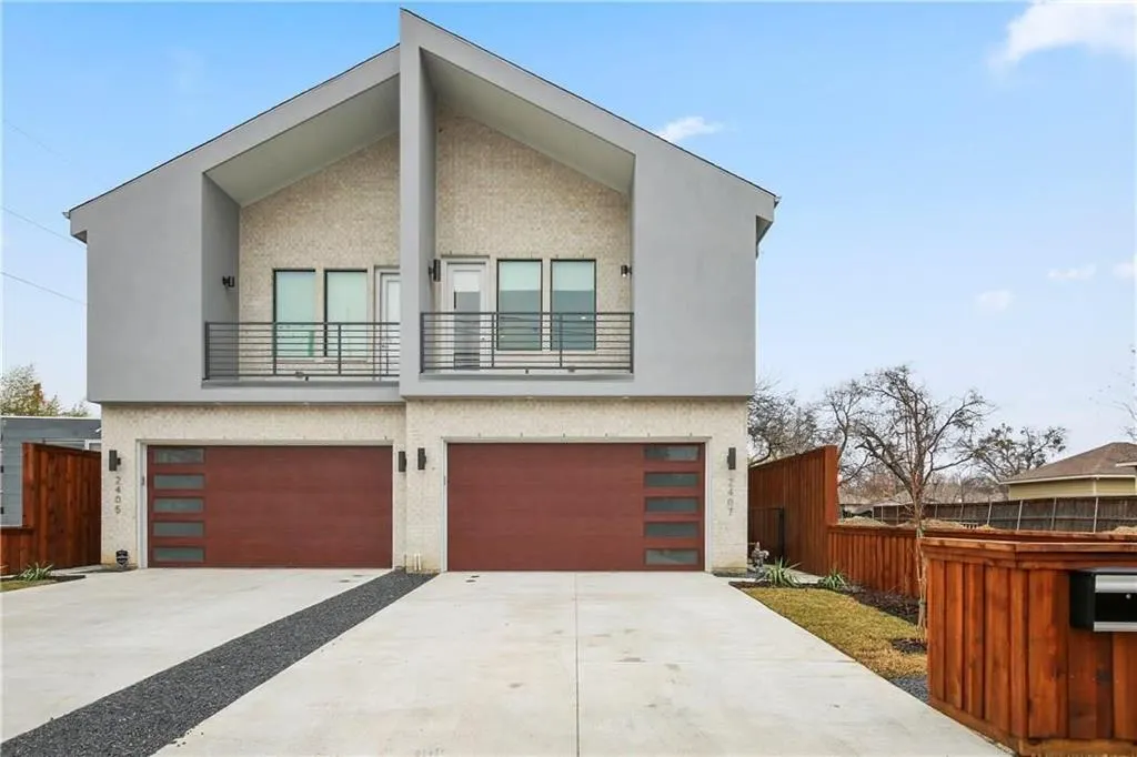 2407 Douglas Avenue