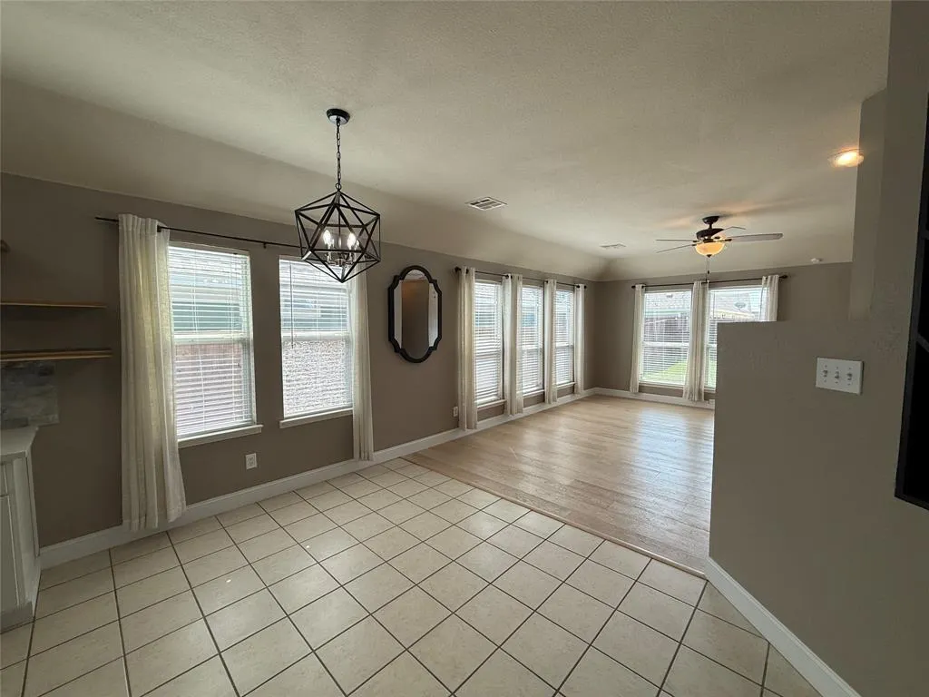 9813 Hedge Bell Drive