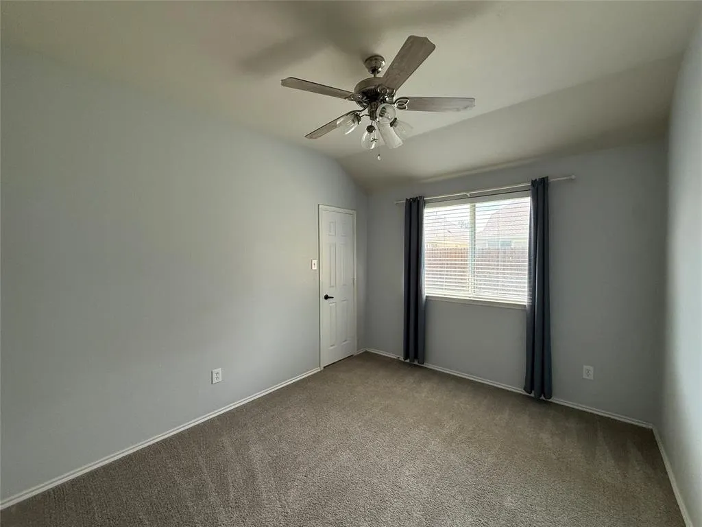 9813 Hedge Bell Drive