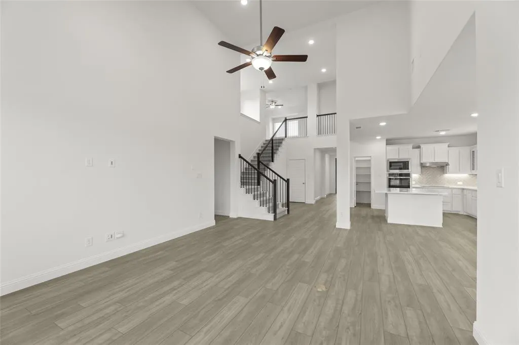 5621 Burford Lane
