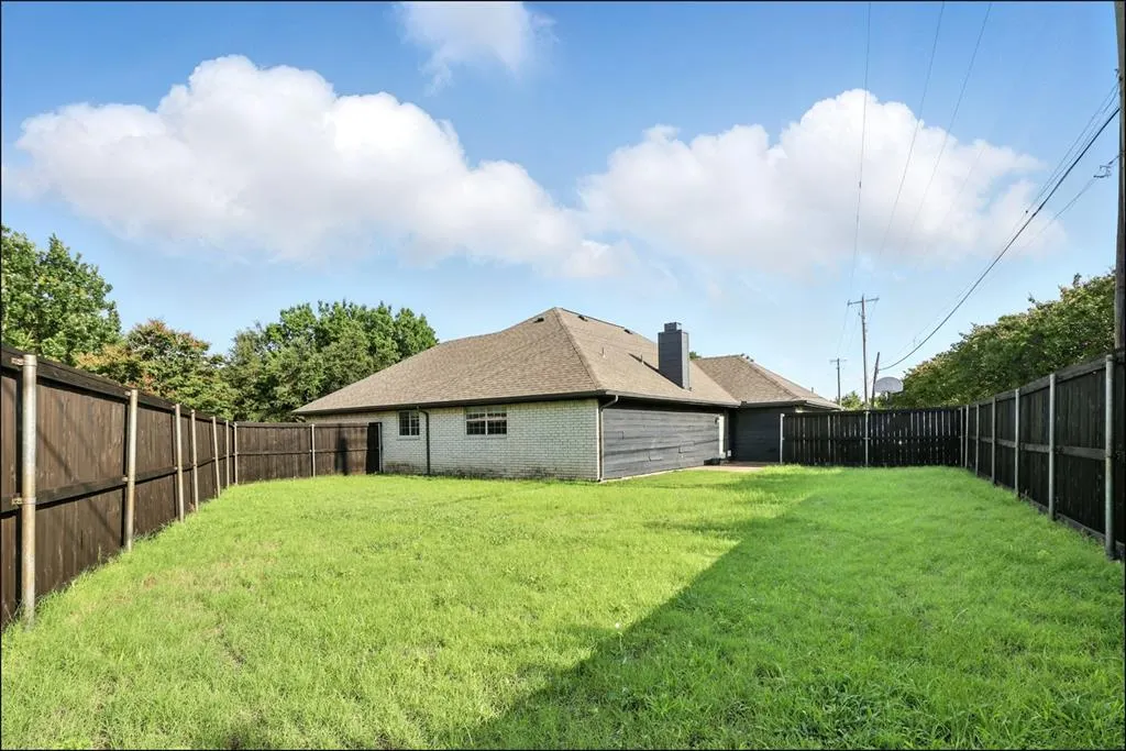 1507 River Hill Drive