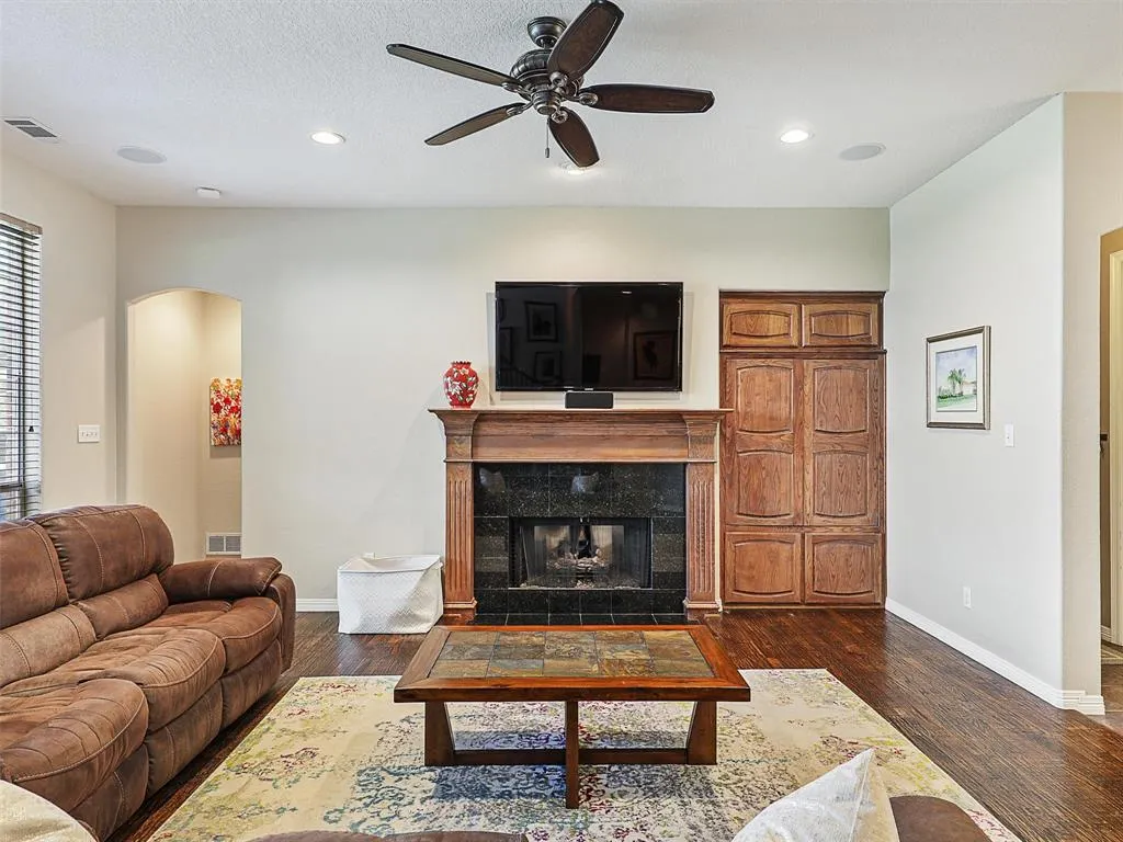 6303 Orchard Park Drive