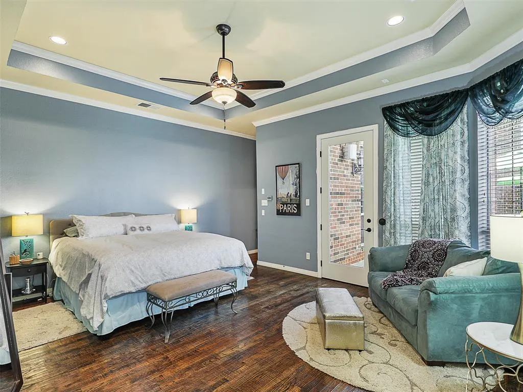6303 Orchard Park Drive
