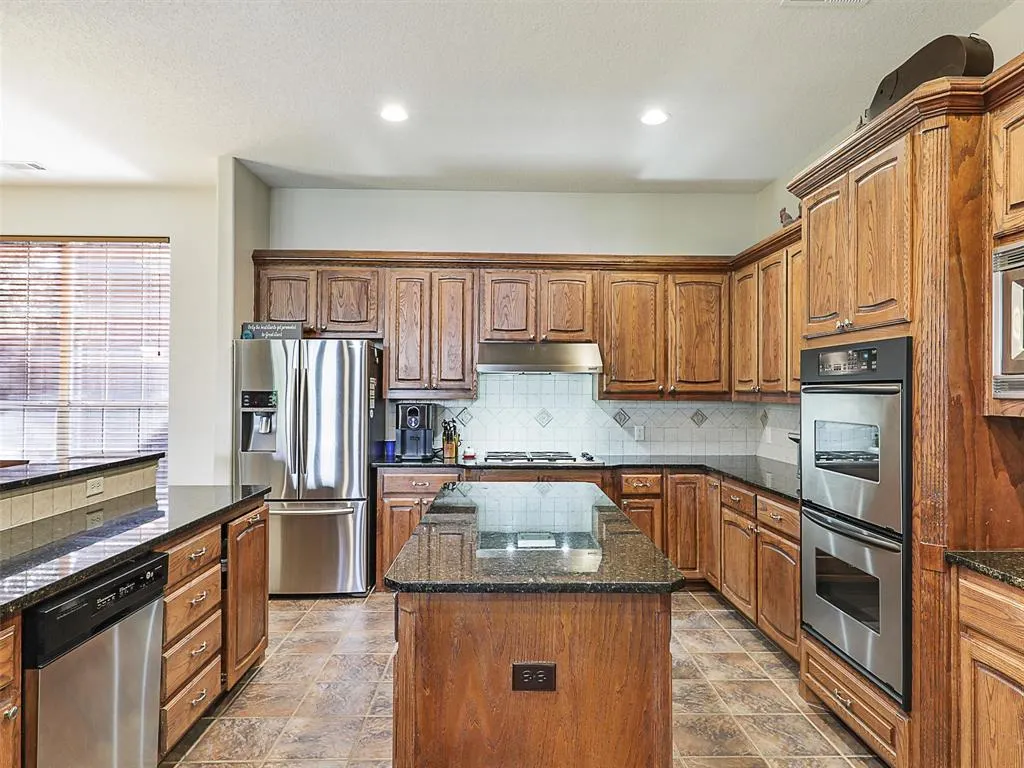 6303 Orchard Park Drive