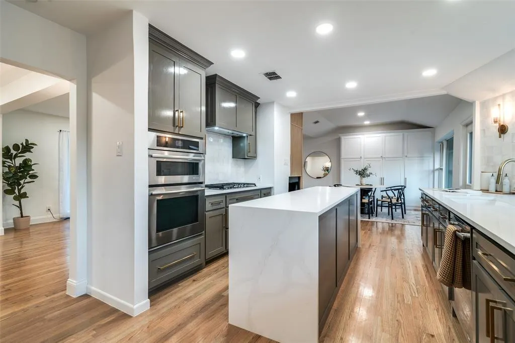 1319 El Patio Drive