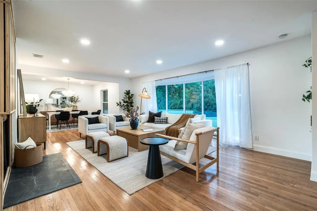 1319 El Patio Drive