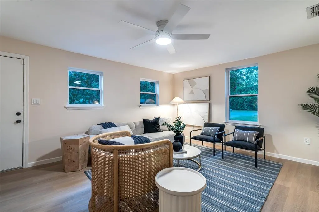 1319 El Patio Drive