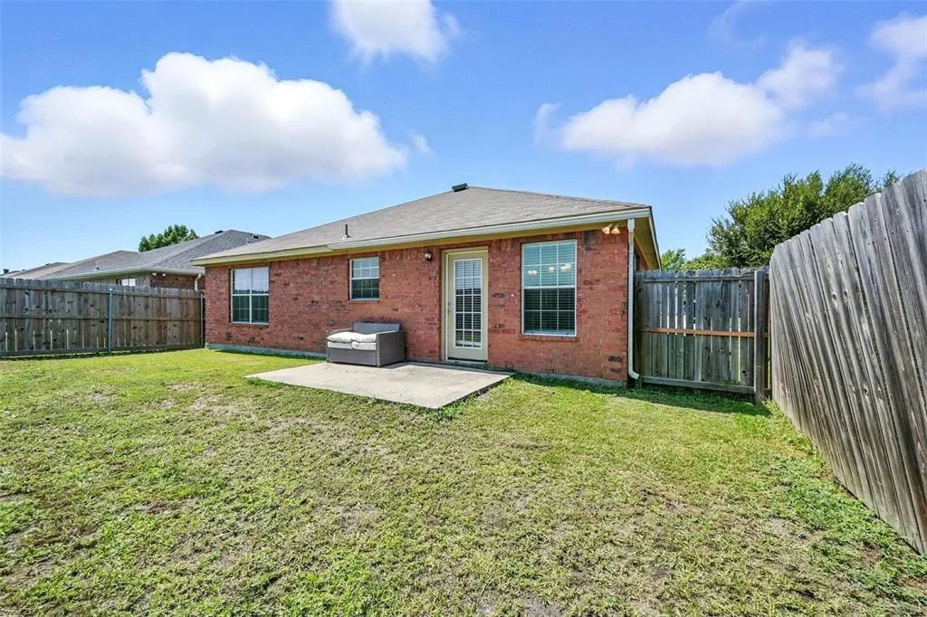 421 Joyce Way