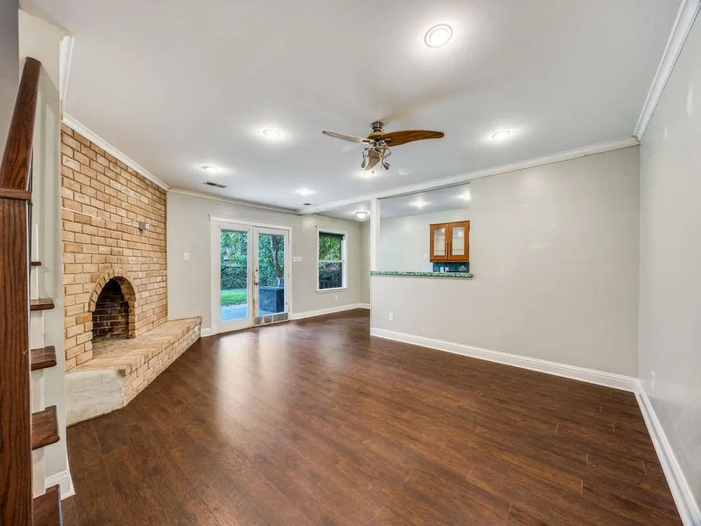 308 Lawndale Drive