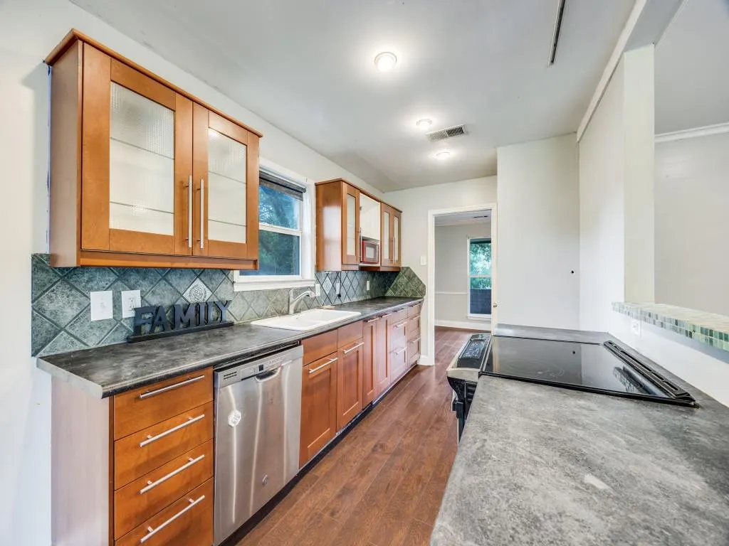 308 Lawndale Drive