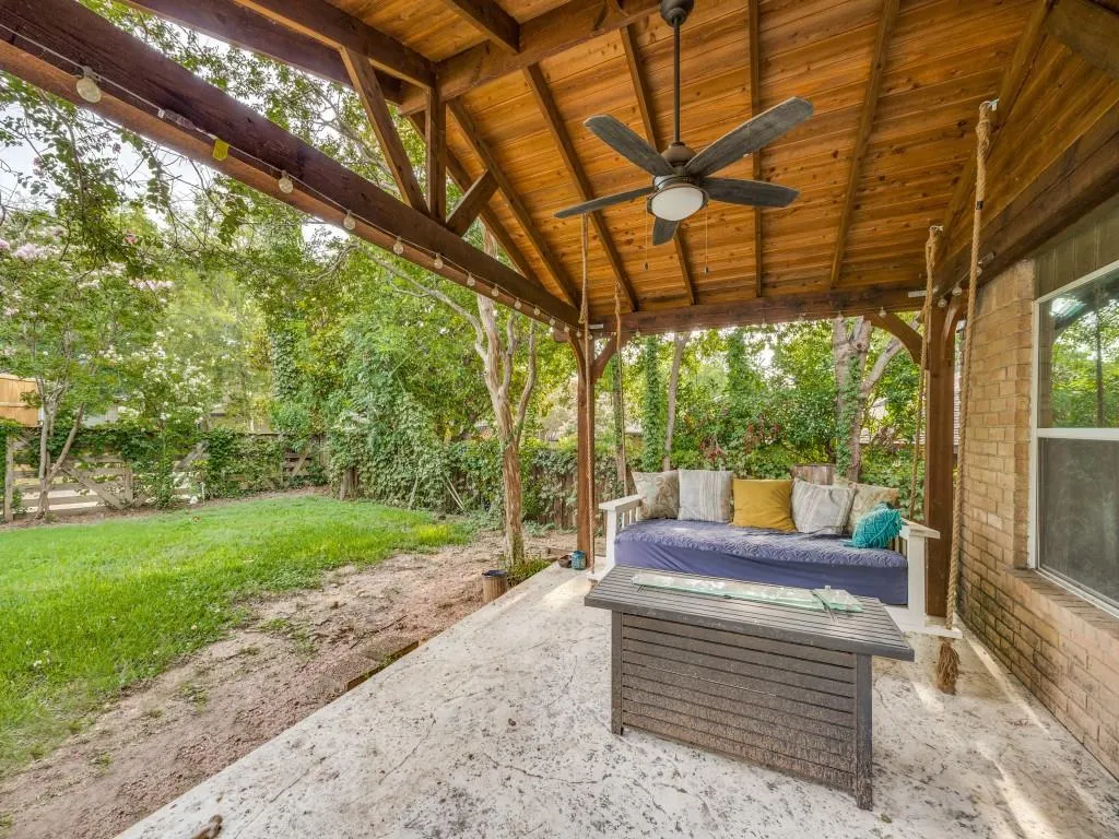 308 Lawndale Drive
