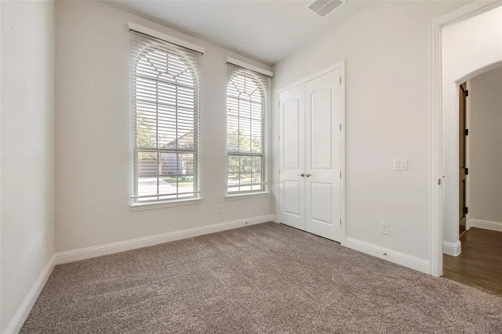 3319 Sequoia Lane
