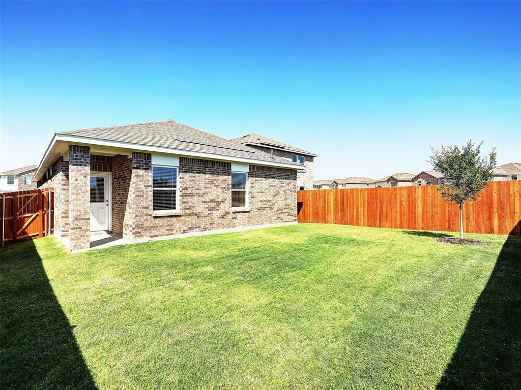 4423 Marsh Hawk Drive