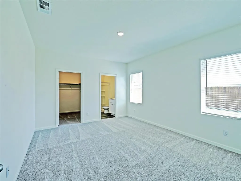 4423 Marsh Hawk Drive