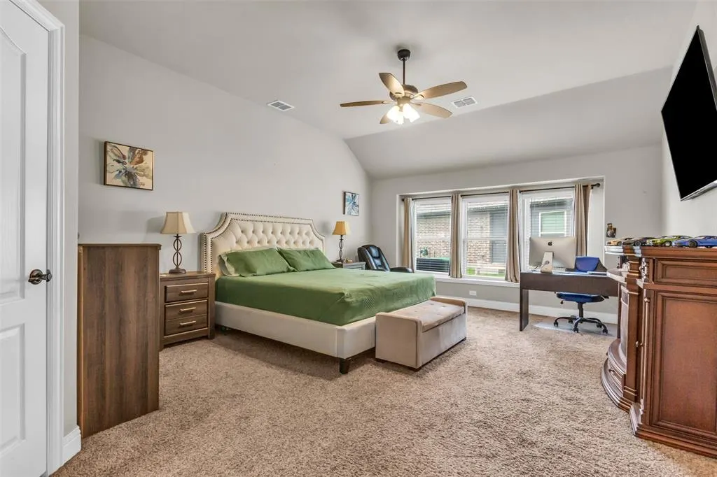 1209 Audubon