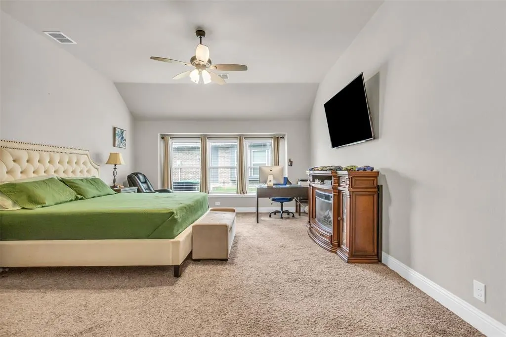 1209 Audubon