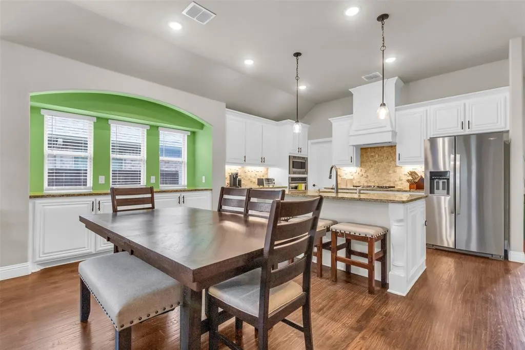 1209 Audubon