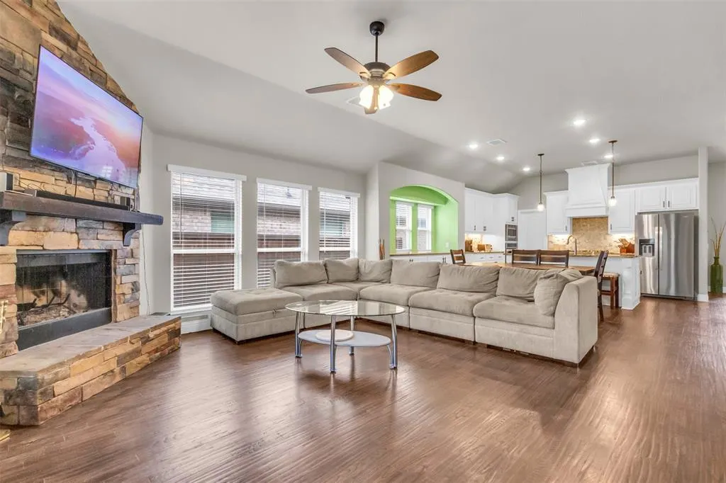 1209 Audubon