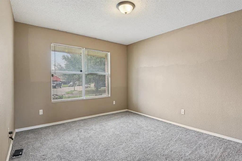 6756 Shadow Creek Drive