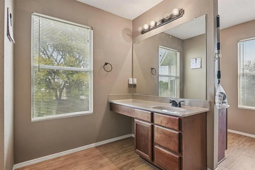 6756 Shadow Creek Drive
