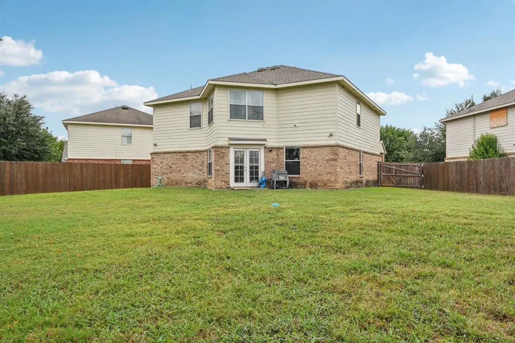 6756 Shadow Creek Drive