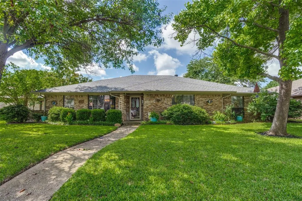 1520 Papeete Drive