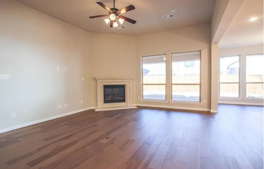 1708 Daisy Corner Drive