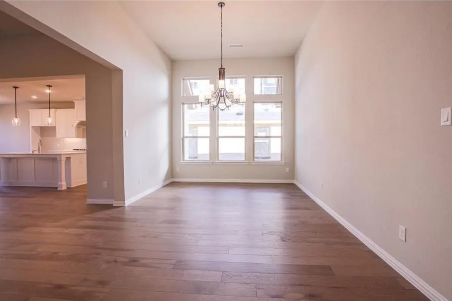 1708 Daisy Corner Drive