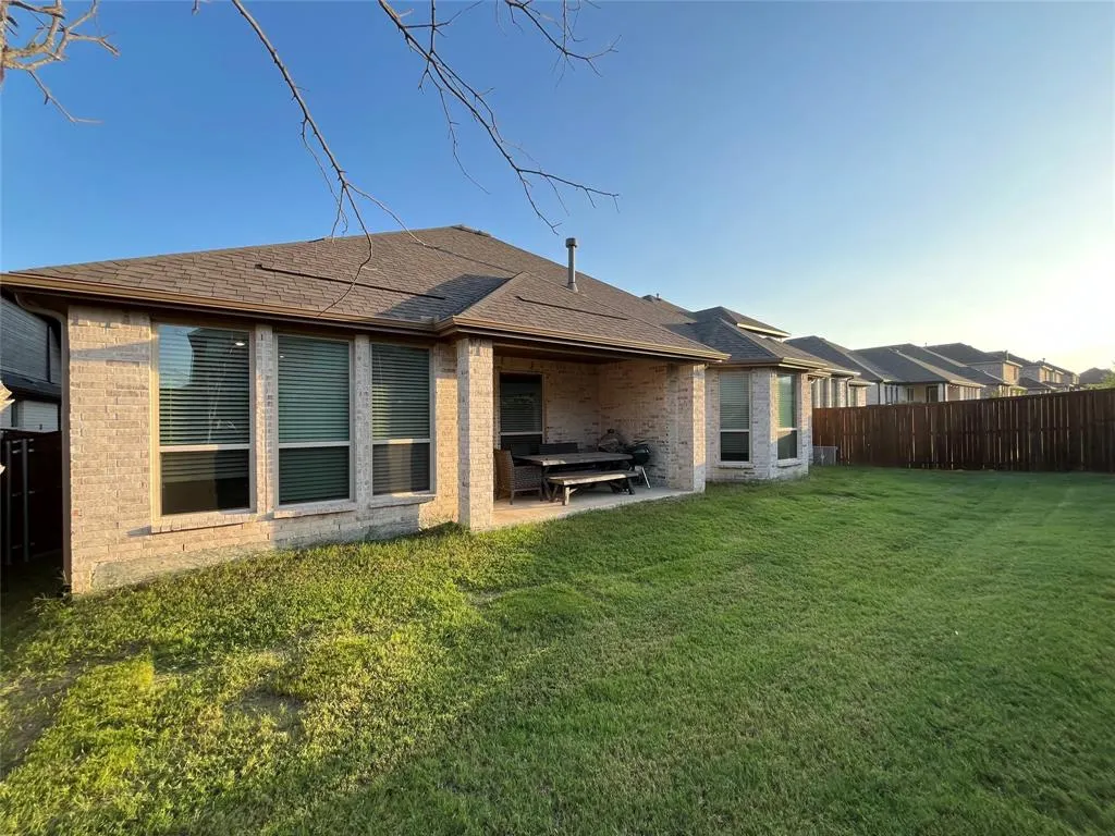 1708 Daisy Corner Drive