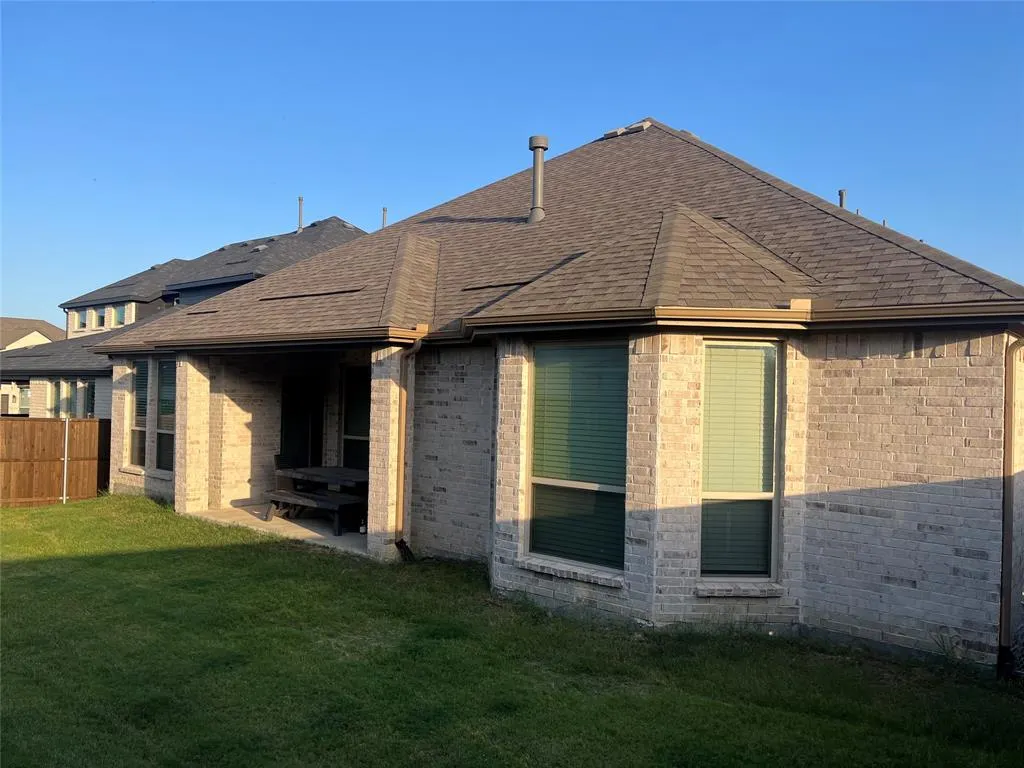 1708 Daisy Corner Drive