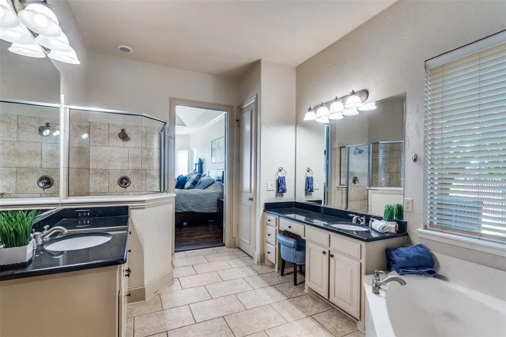 4701 Paxton Lane