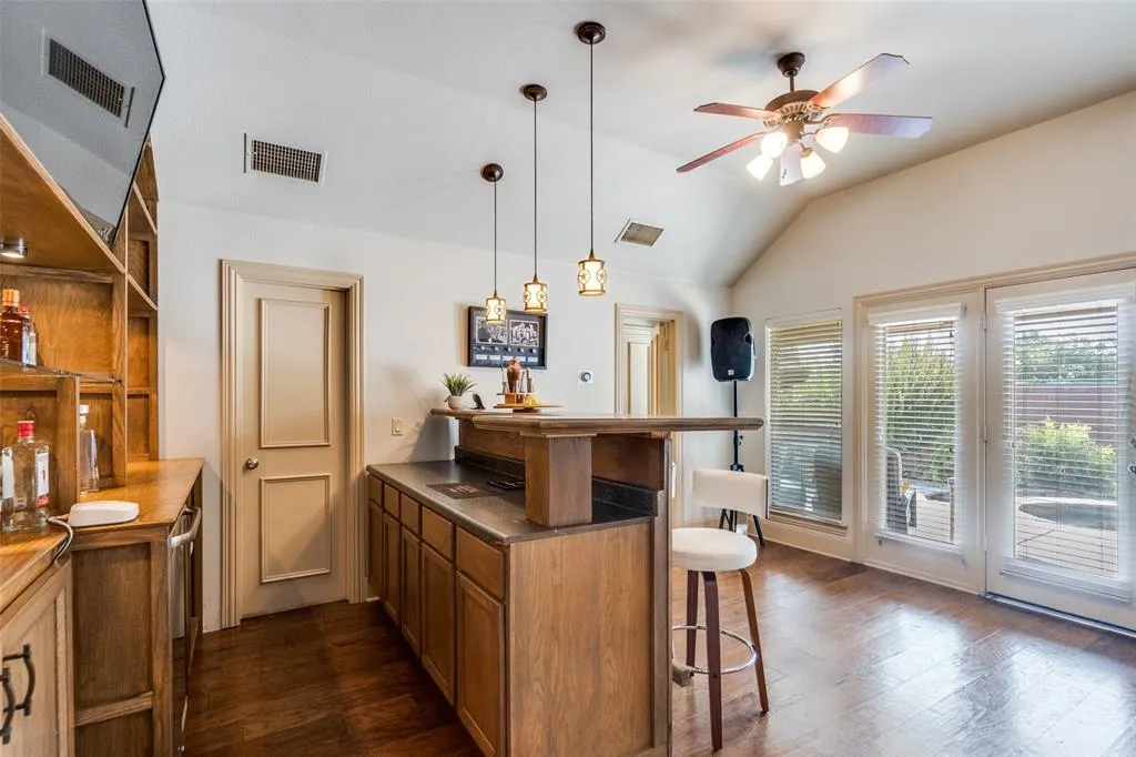4701 Paxton Lane